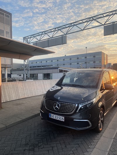 Copenhagen Airport Transfers | Chauffeur & Limousine Services - Book Luxury Car with Driver in Copenhagen