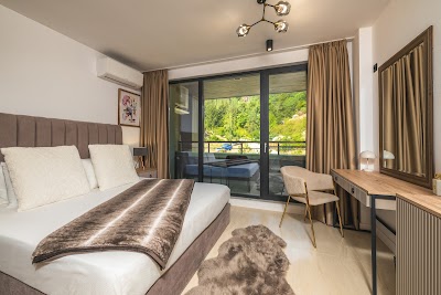 Einik Luxury Apartments