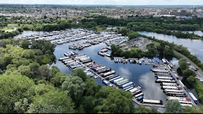 Tingdene Boat Sales Thames & Kennet Marina