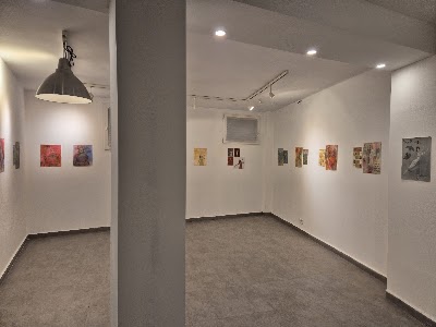 Very Private Gallery