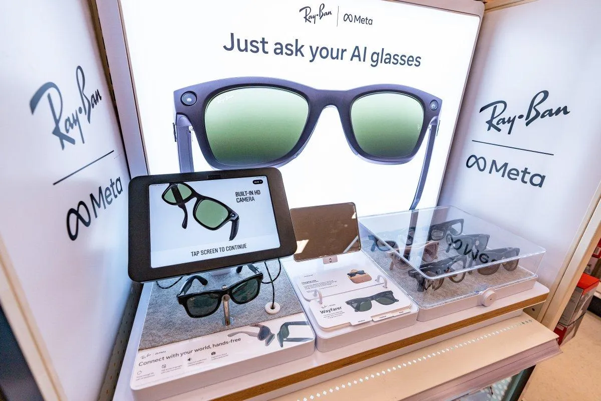 Dutch Stores Pull Meta Smart Glasses Following Privacy Backlash: Is an EU Ban Next?