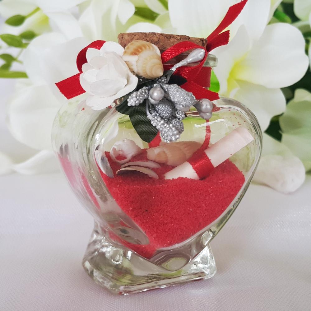Bottle in the shape of a heart - Wedding favors and boxes
